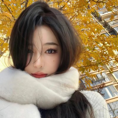 与君白首此人间